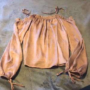 No comment off the shoulder blouse